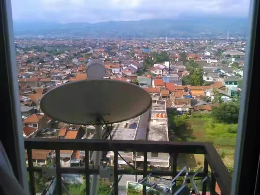 Apartment The Suites Metro By Yudis Bandung Rom bilde
